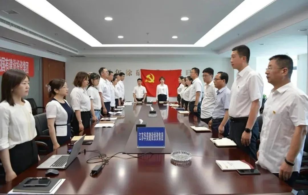 18bf93dcfe484ecd89ed878f0839933c.jpg 18bf93dcfe484ecd89ed878f0839933c.jpg