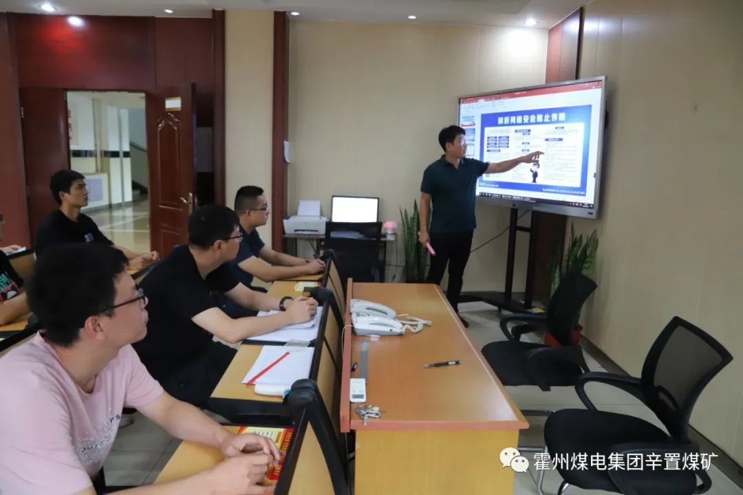 0f962d3eb57043d9bef95fa48acaaa3e.jpg 0f962d3eb57043d9bef95fa48acaaa3e.jpg