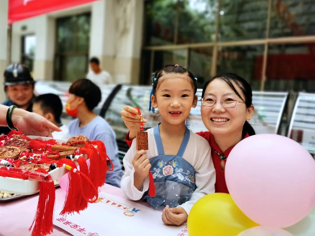 中秋送福活动 (39).jpg 中秋送福活动 (39).jpg