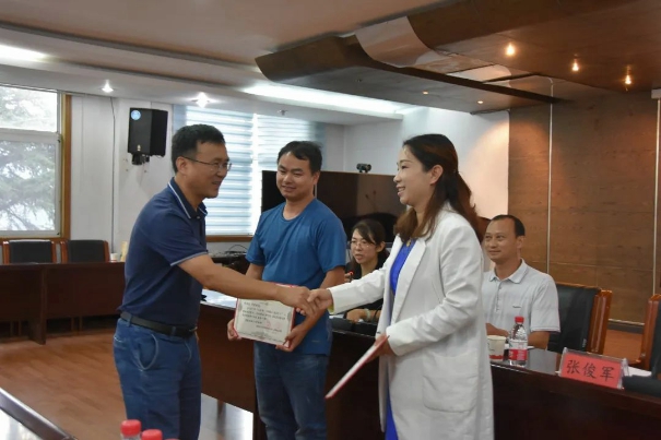 b5e0eedb2c50477280c0bb91351803de.jpg b5e0eedb2c50477280c0bb91351803de.jpg