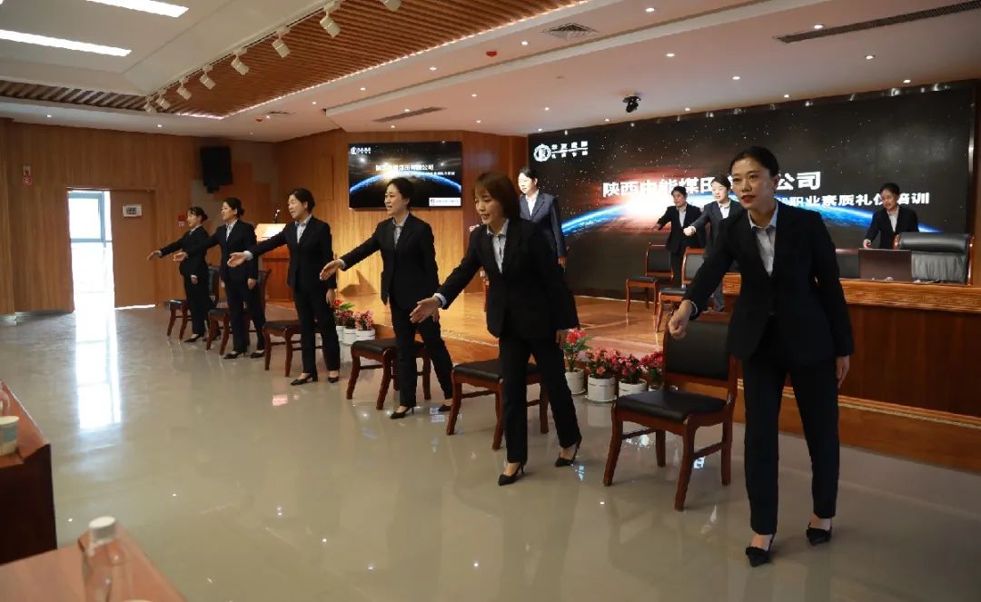 215d5d112aa14f409816632dc981f1e2.jpg 215d5d112aa14f409816632dc981f1e2.jpg