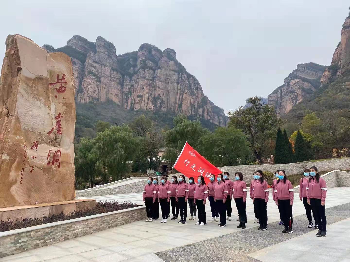 8fe48a8864814feb95a066777338528c.jpg 8fe48a8864814feb95a066777338528c.jpg