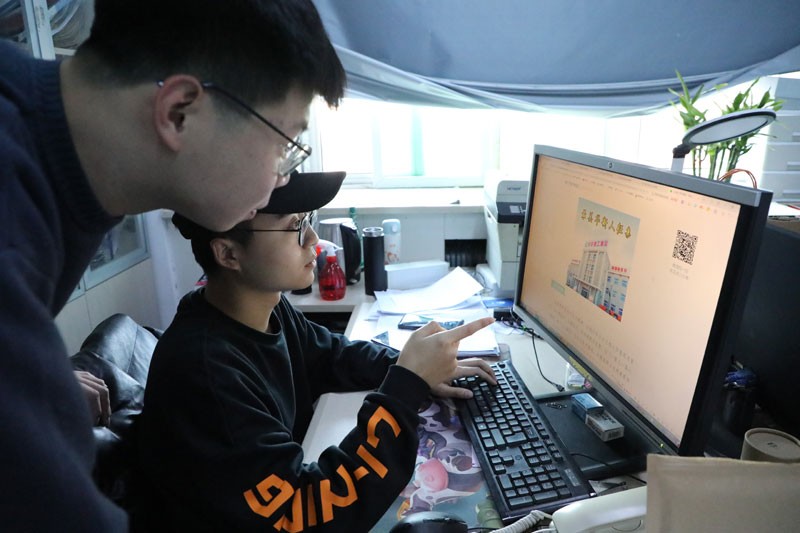 e8a40858c4e640619f04c2d50568b74e.jpg e8a40858c4e640619f04c2d50568b74e.jpg