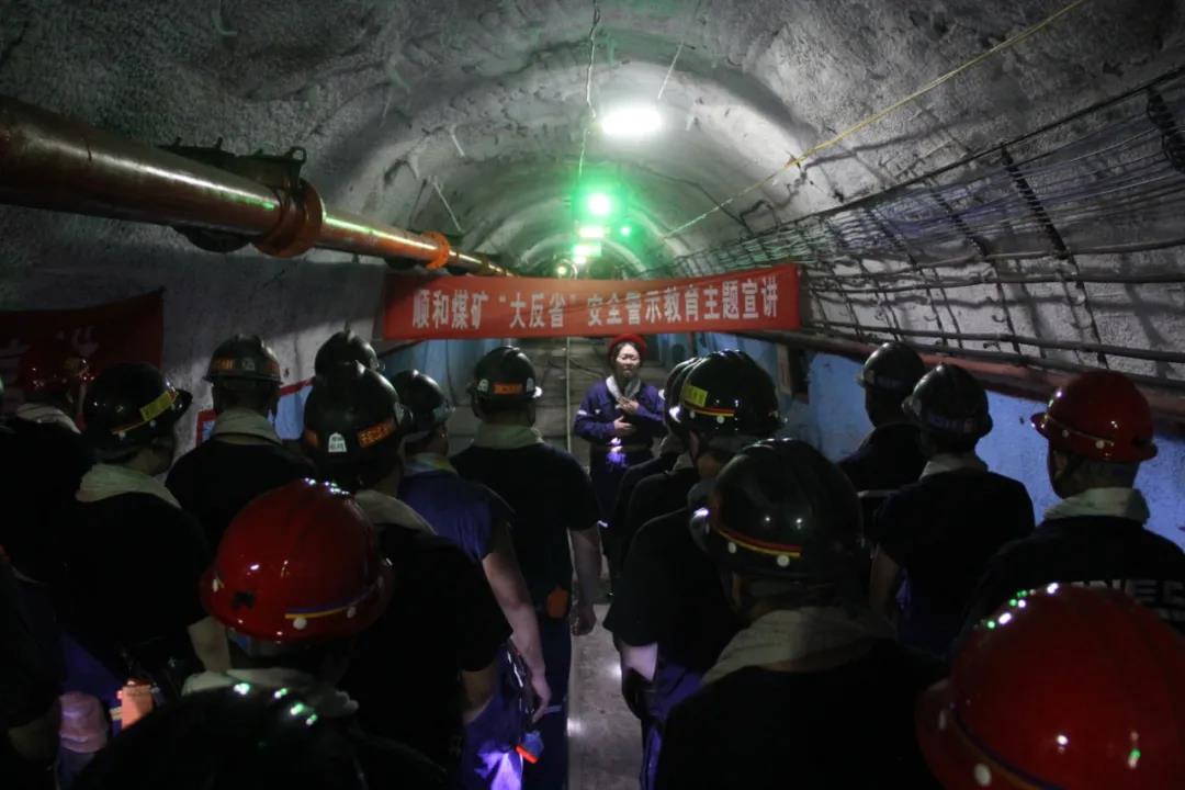 b4c952322cfd470eb548447ad4df8f8b.jpg b4c952322cfd470eb548447ad4df8f8b.jpg