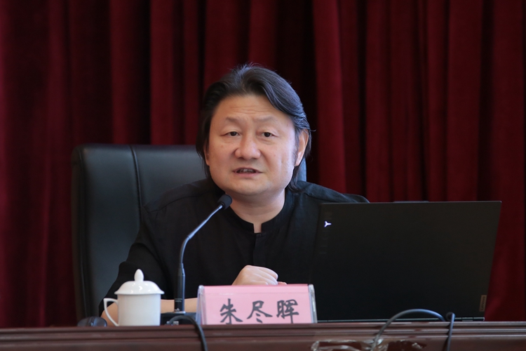 7、朱尽晖.jpg 7、朱尽晖.jpg