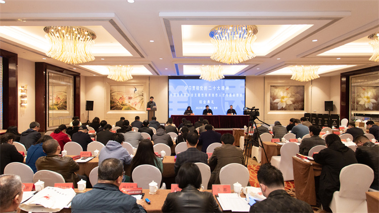 结业典礼.jpg 结业典礼.jpg